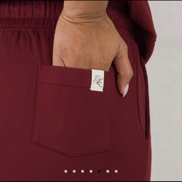 Pajama Set - Picture 5 of 8